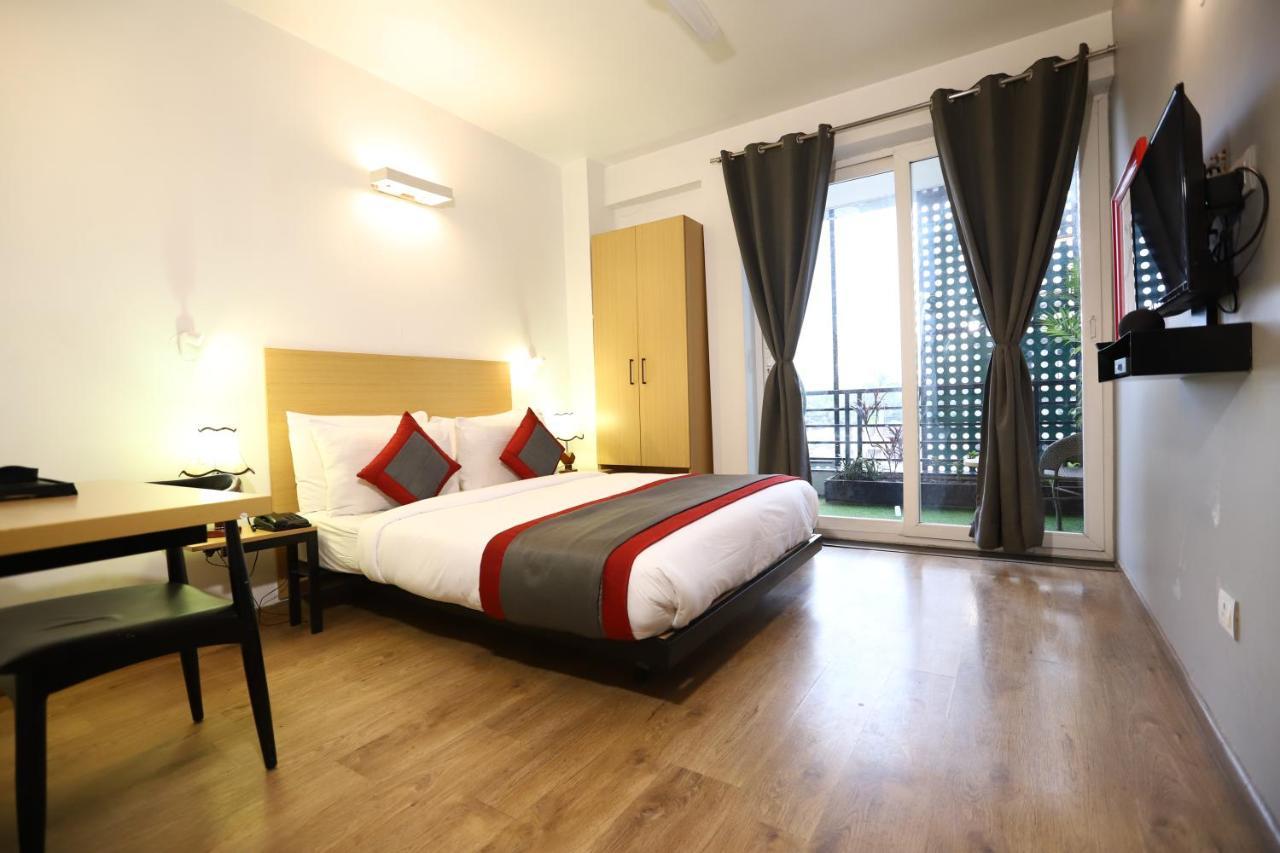 Hotel Bk And Near Huda Centre