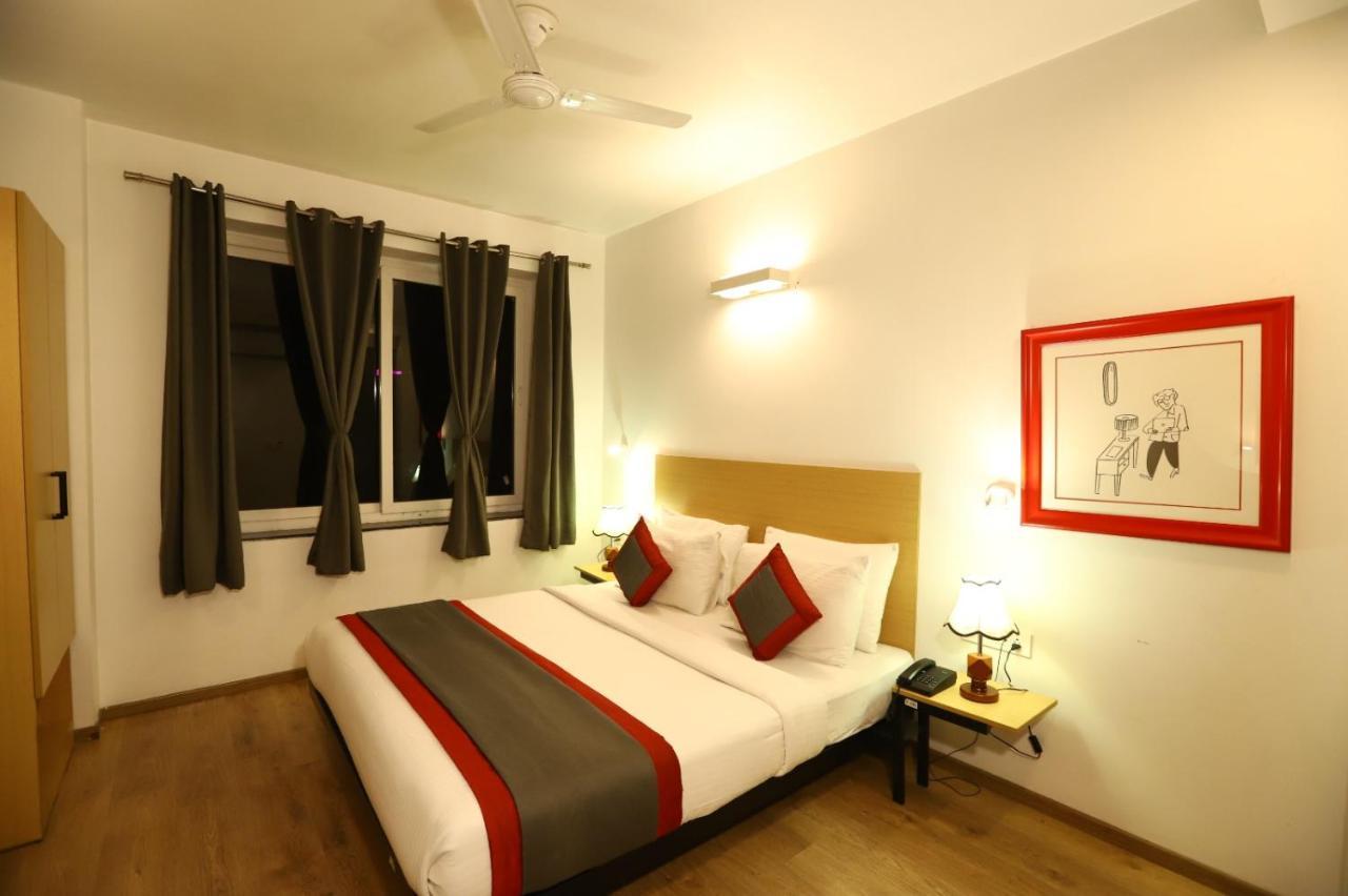 Hotel Bk And Near Huda Centre Gurgaon