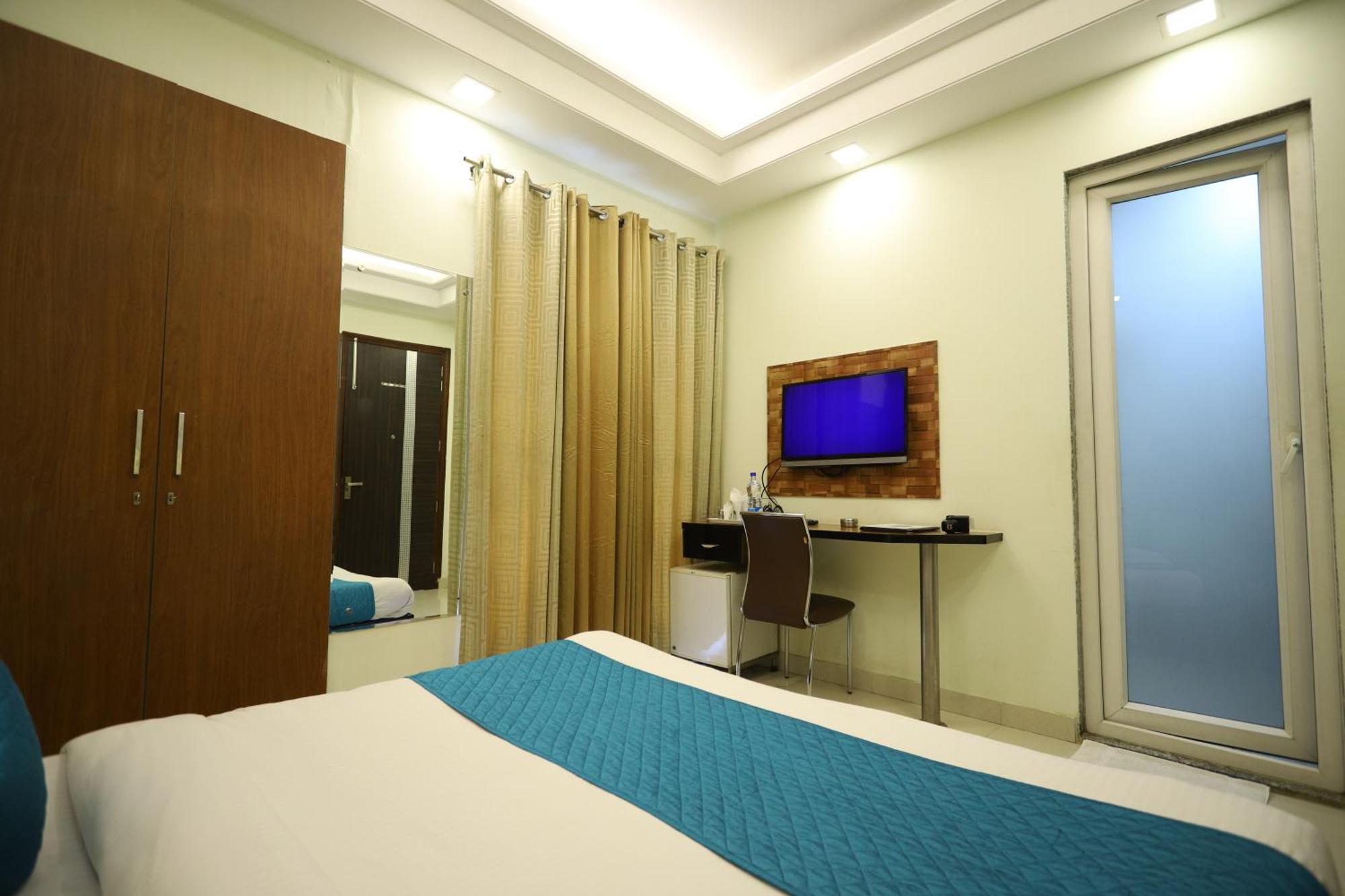 Hotel Asian Suites Cyber Park