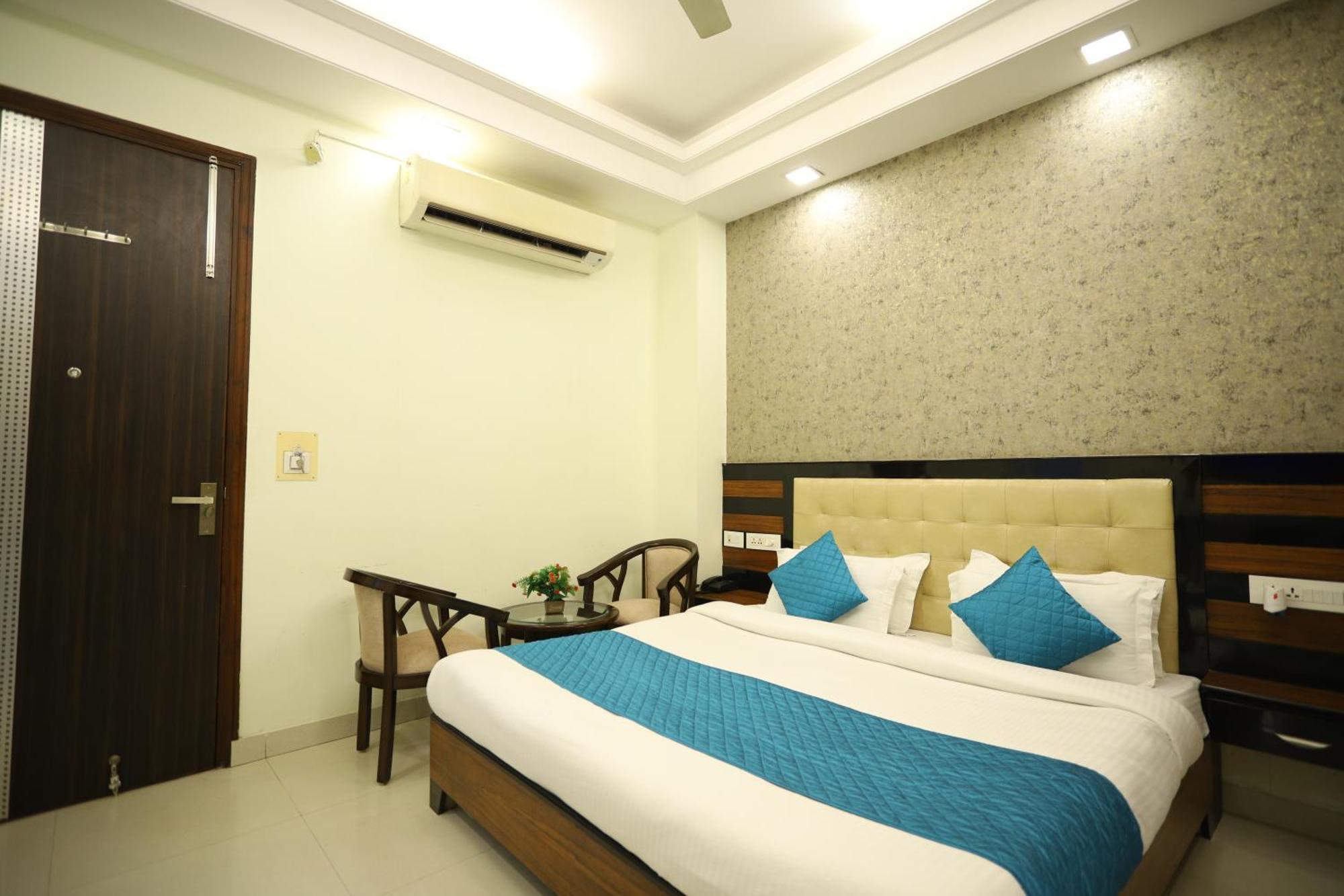 Asian Suites Cyber Park 3*