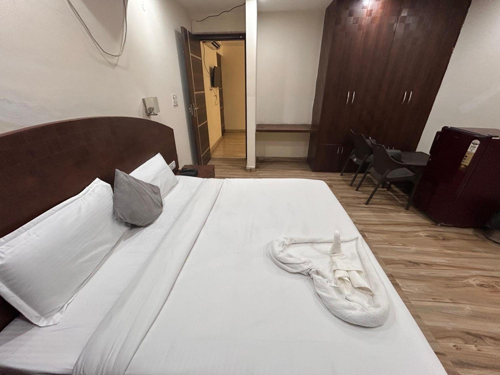 Bellmore And Homes Hotel 3*