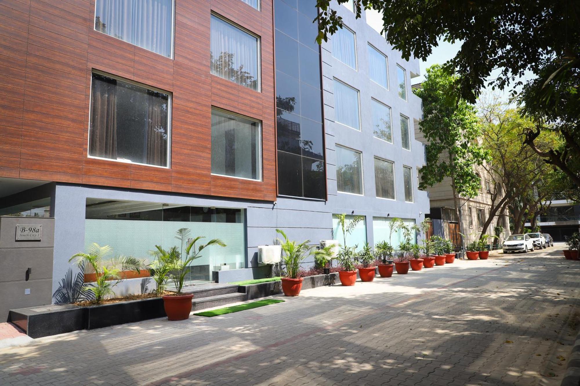 Aparthotel The Empire Villa,cyber City, Gurgaon