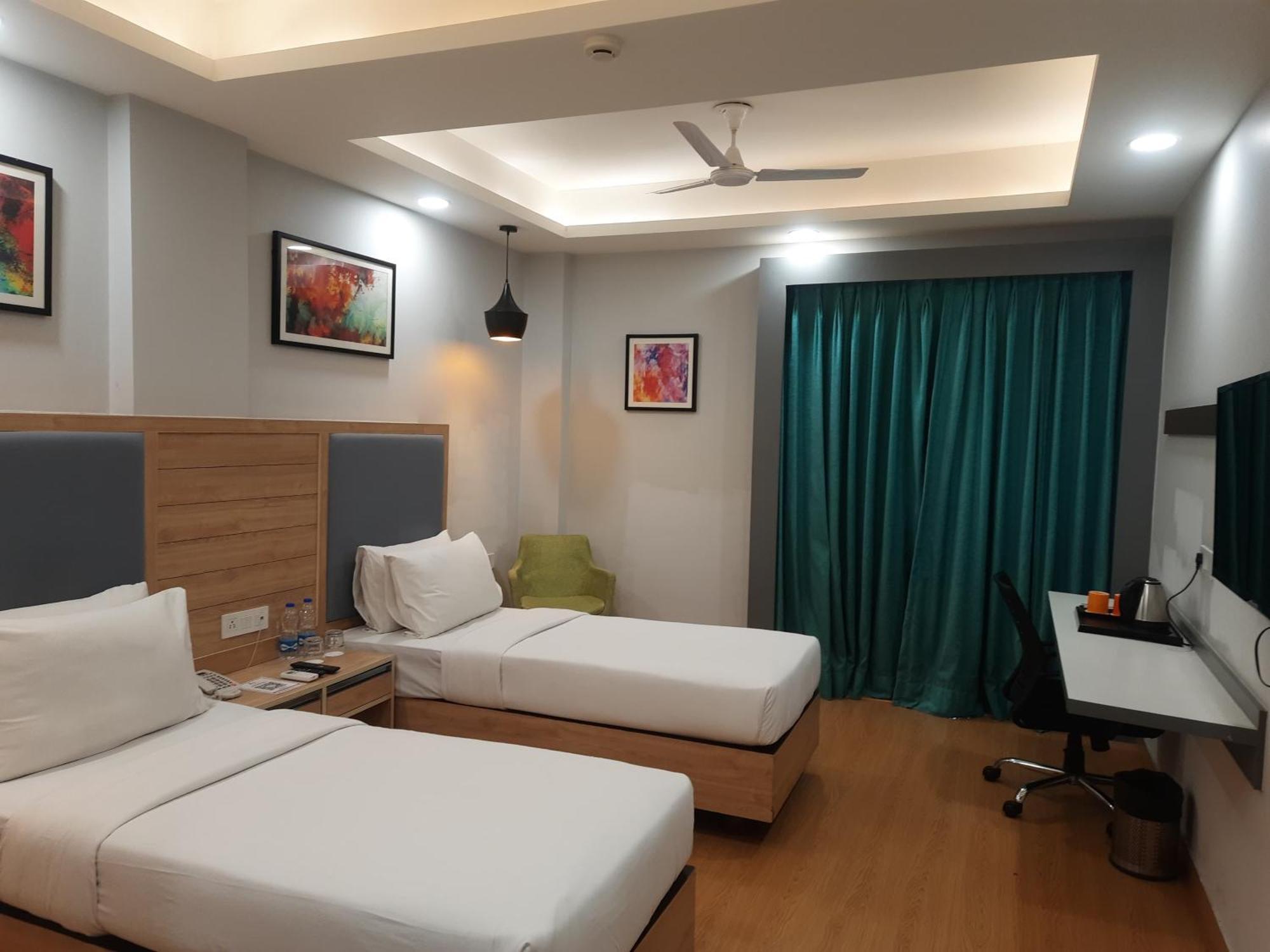 Inde Golf Course Extension, Hotel 4*