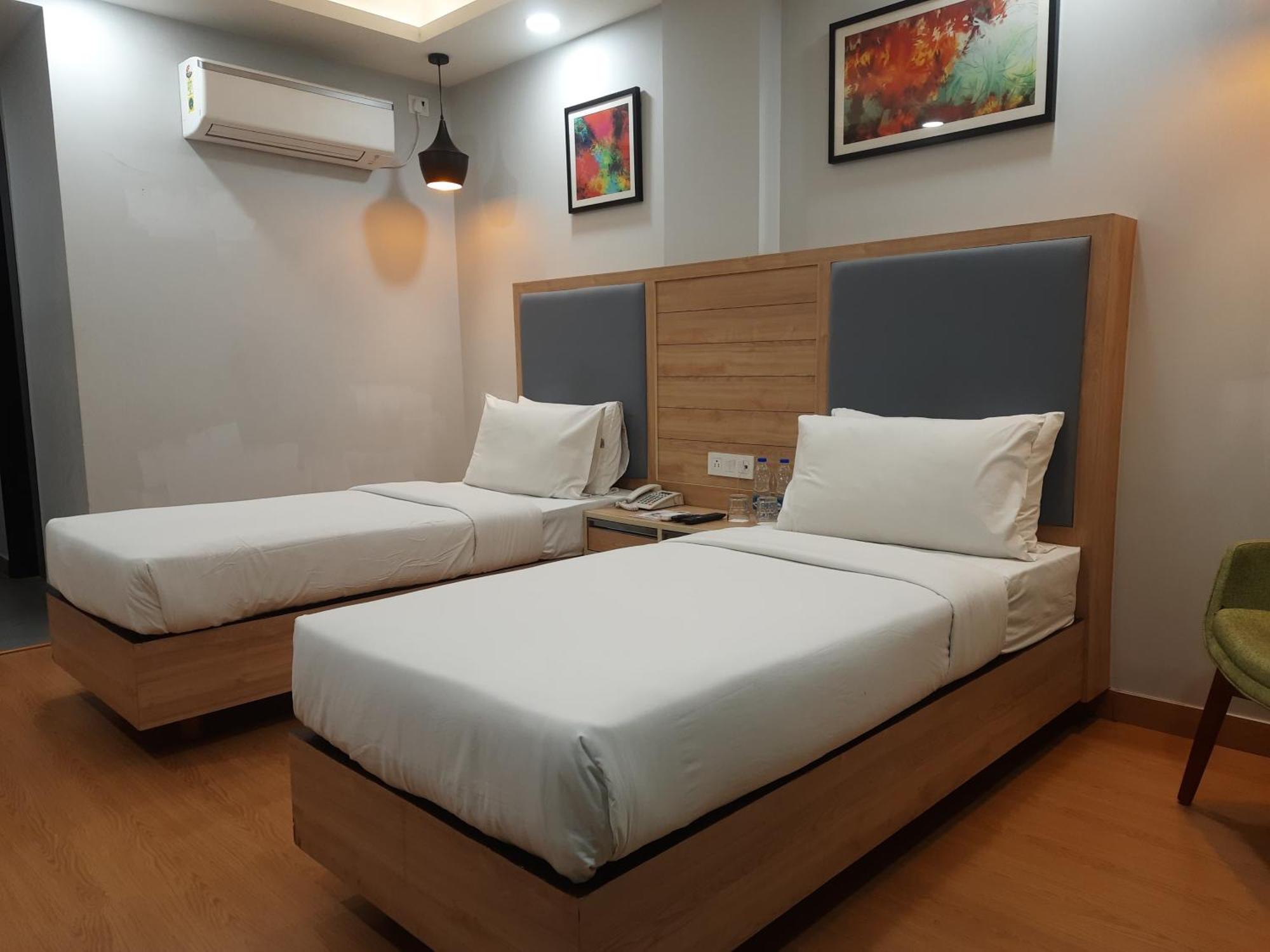 Inde Golf Course Extension, Hotel 4*