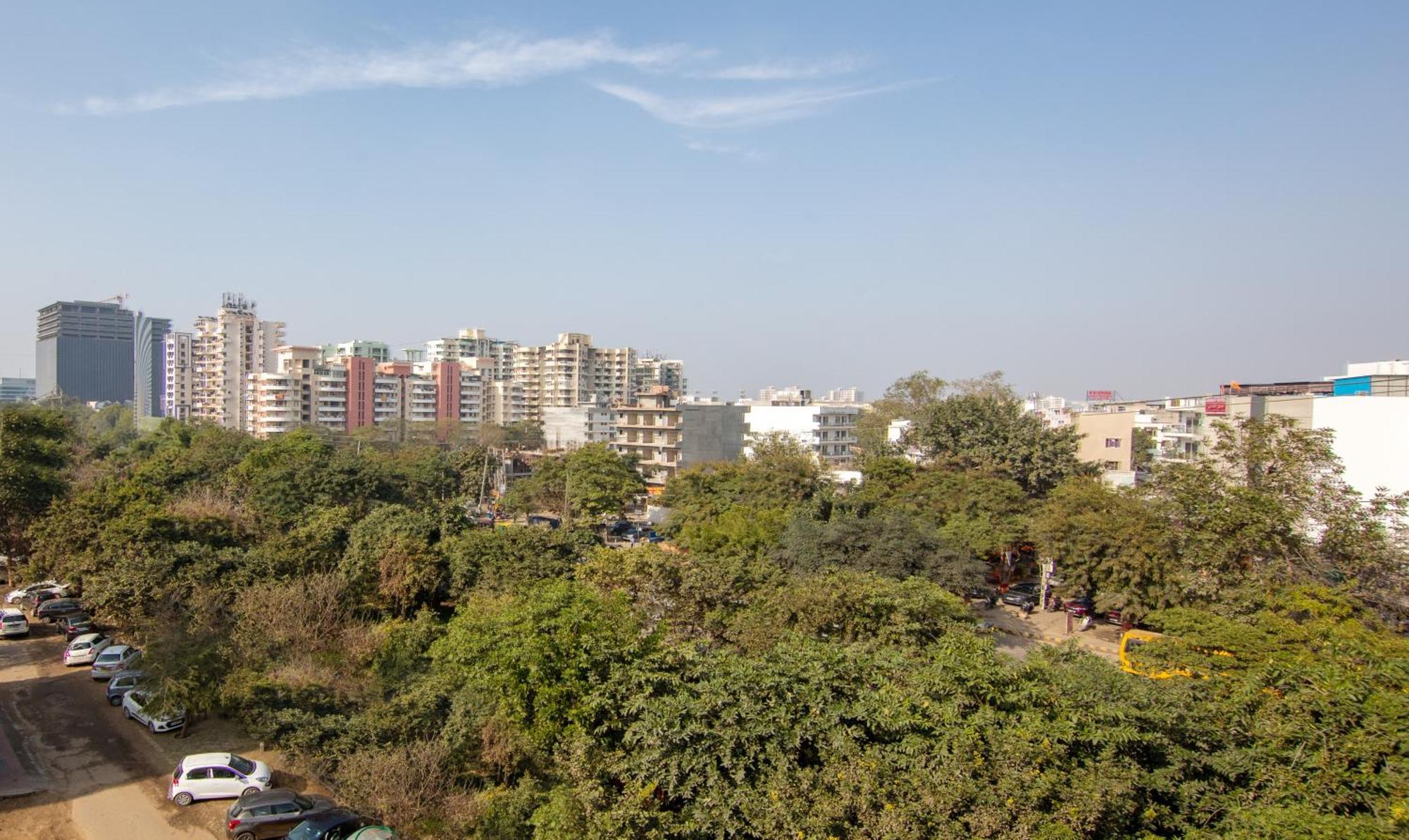 Hotel Treebo Flxho Trio, Medanta Medicity Gurgaon