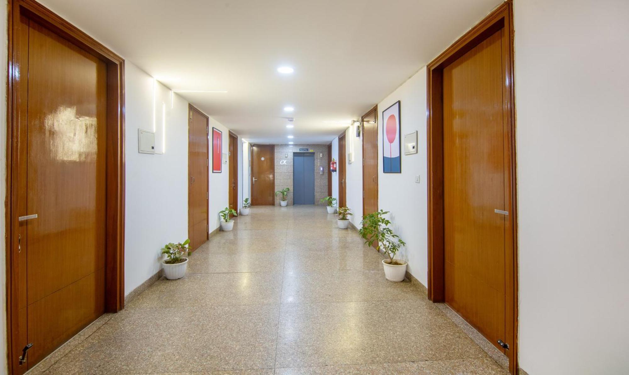 Treebo Flxho Trio, Medanta Medicity 3* Gurgaon