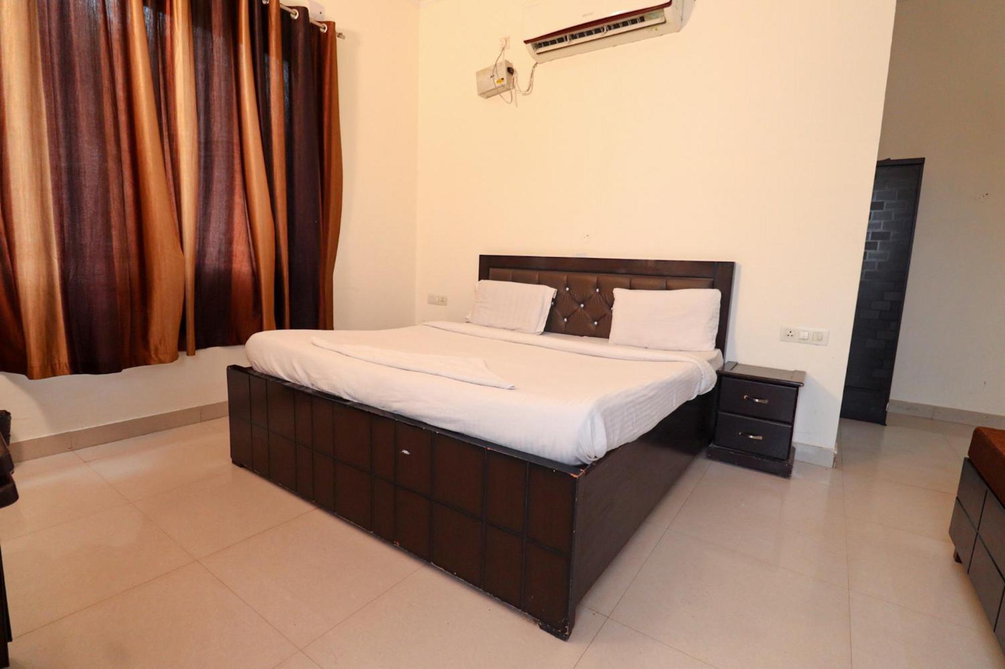 Guest house Royal Court Residency