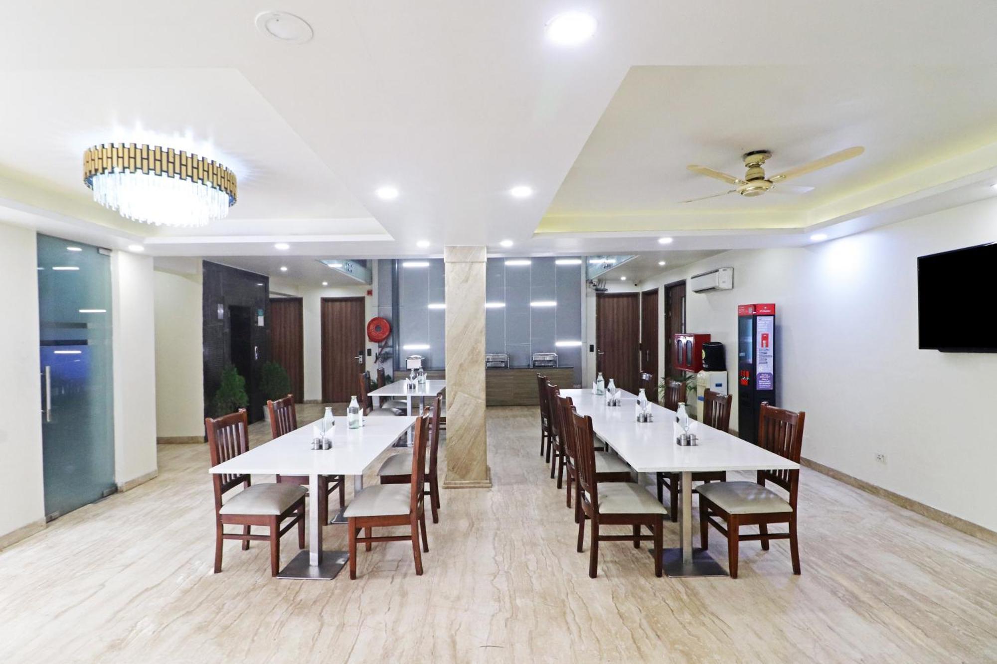 The Archer Artemis Hospital Road Sector 52 3* Gurgaon