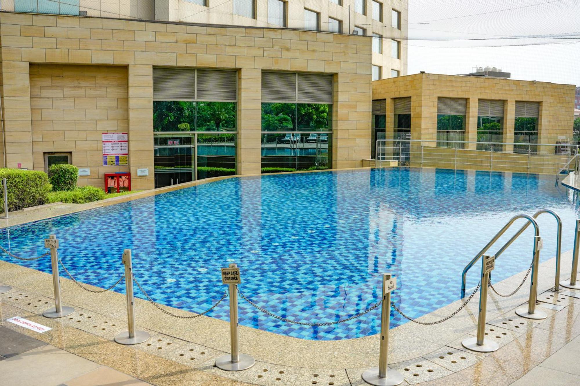 Hotel Courtyard By Marriott Gurugram Downtown Gurgaon