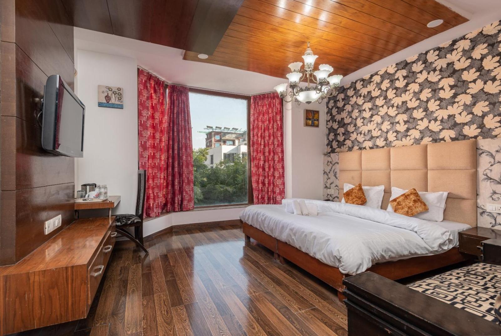 Saavi Huda City Centre Hotel 3*