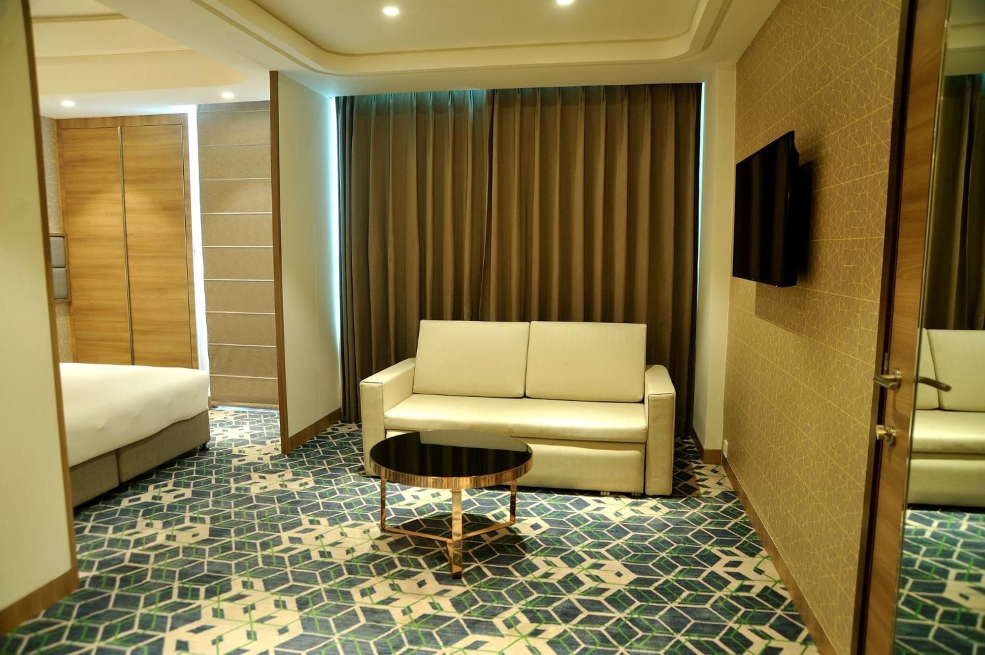 Hotel Gurugram Sector 90 By Ihg