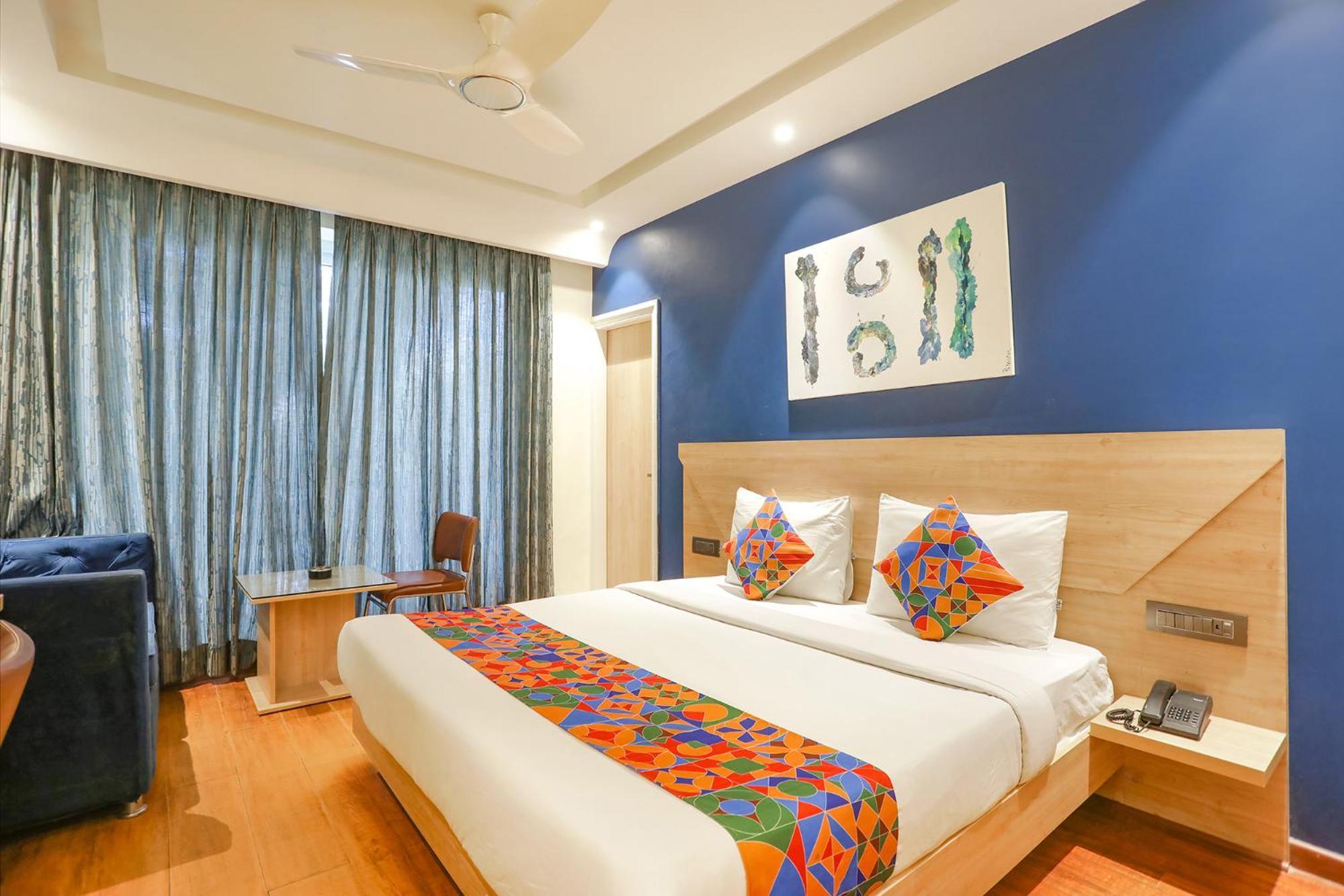Hotel Fabhotel Jhs