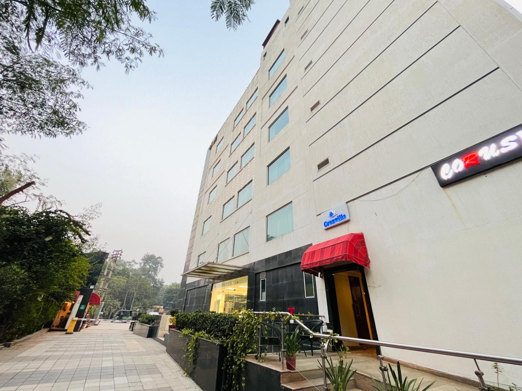 Hotel Corus & Banquets - Sector 14, Couple Friendly