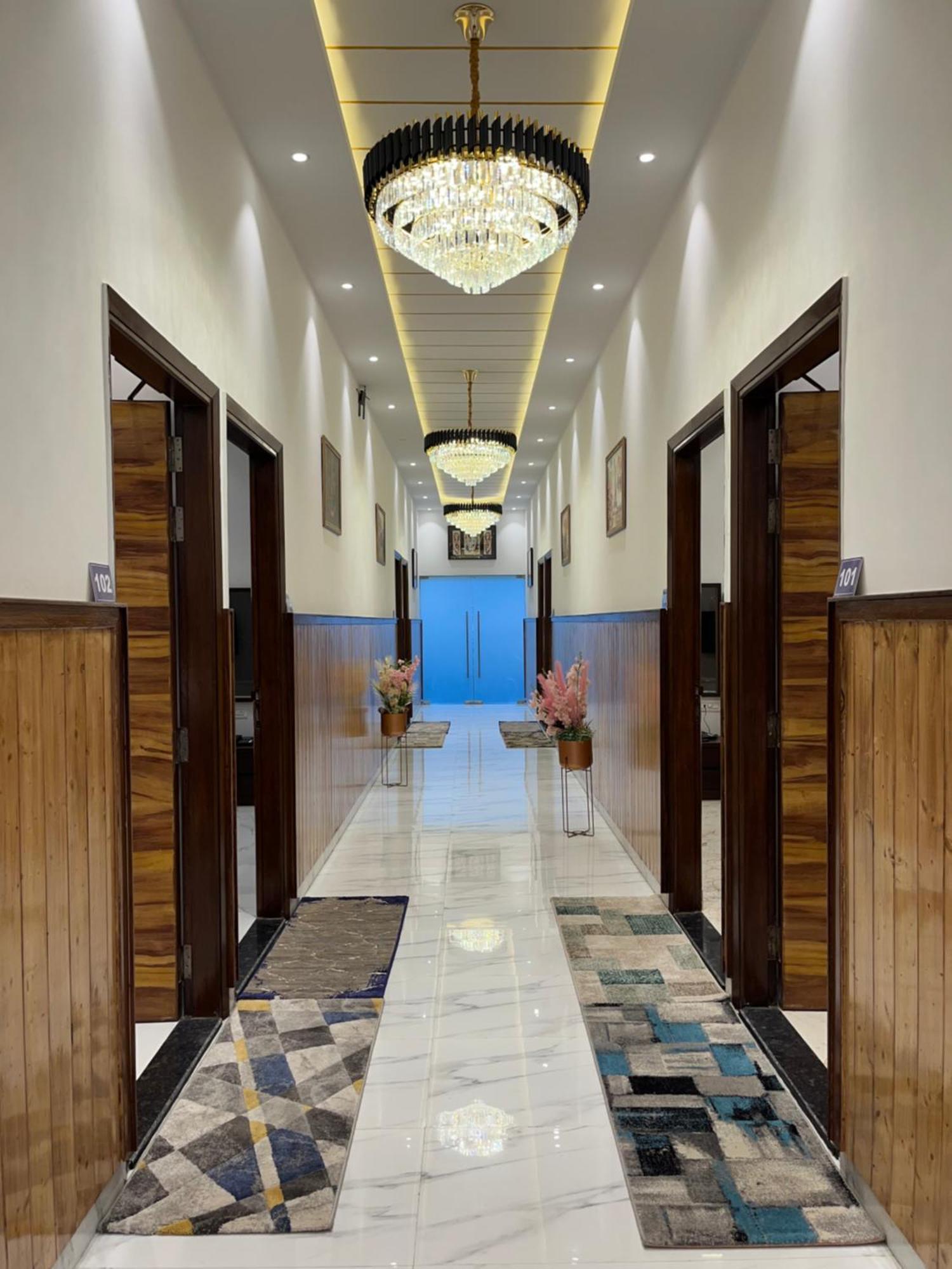 The Green Wood Palace I Farm House I Wedding I Party I 87oo2o5865 Farm stay Gurgaon