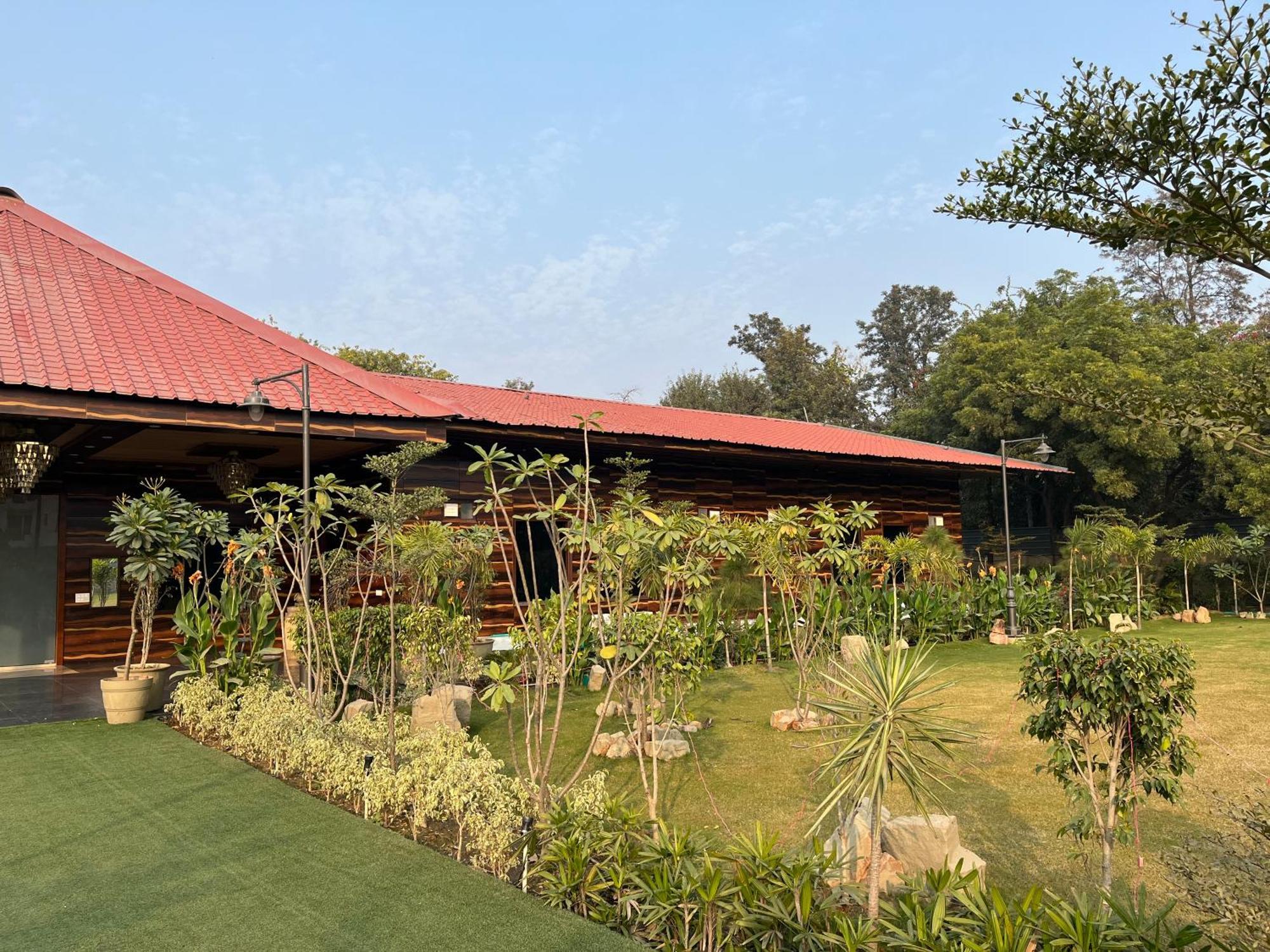 Farm stay The Green Wood Palace I Farm House I Wedding I Party I 87oo2o5865 Gurgaon