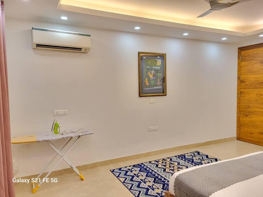 Bnbbuddy- Pratishtha 1 @2bhk, Dlf Phase 1 Gurugram * Gurgaon