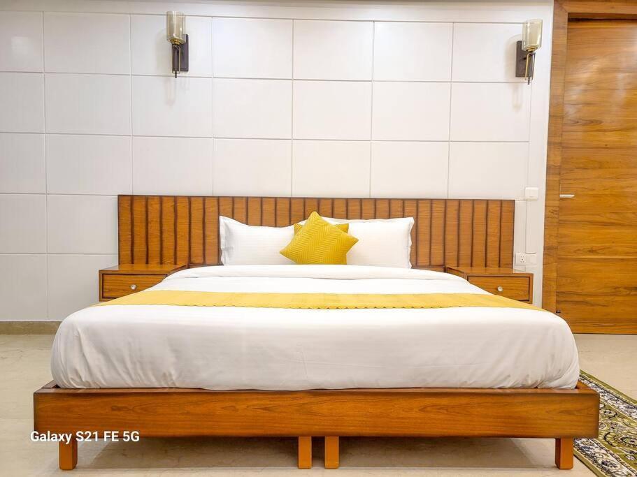 Apartment Bnbbuddy- Pratishtha 1 @2bhk, Dlf Phase 1 Gurugram