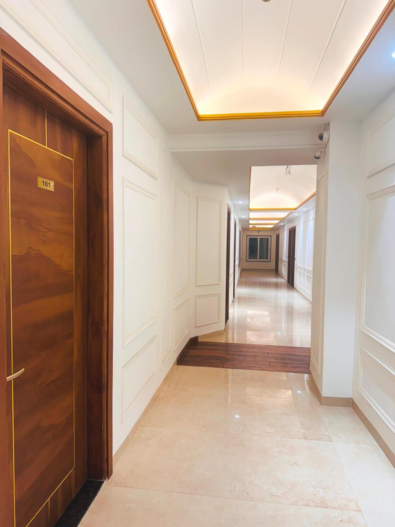 Masaga By Qcent, Gurugram Hotel 4*