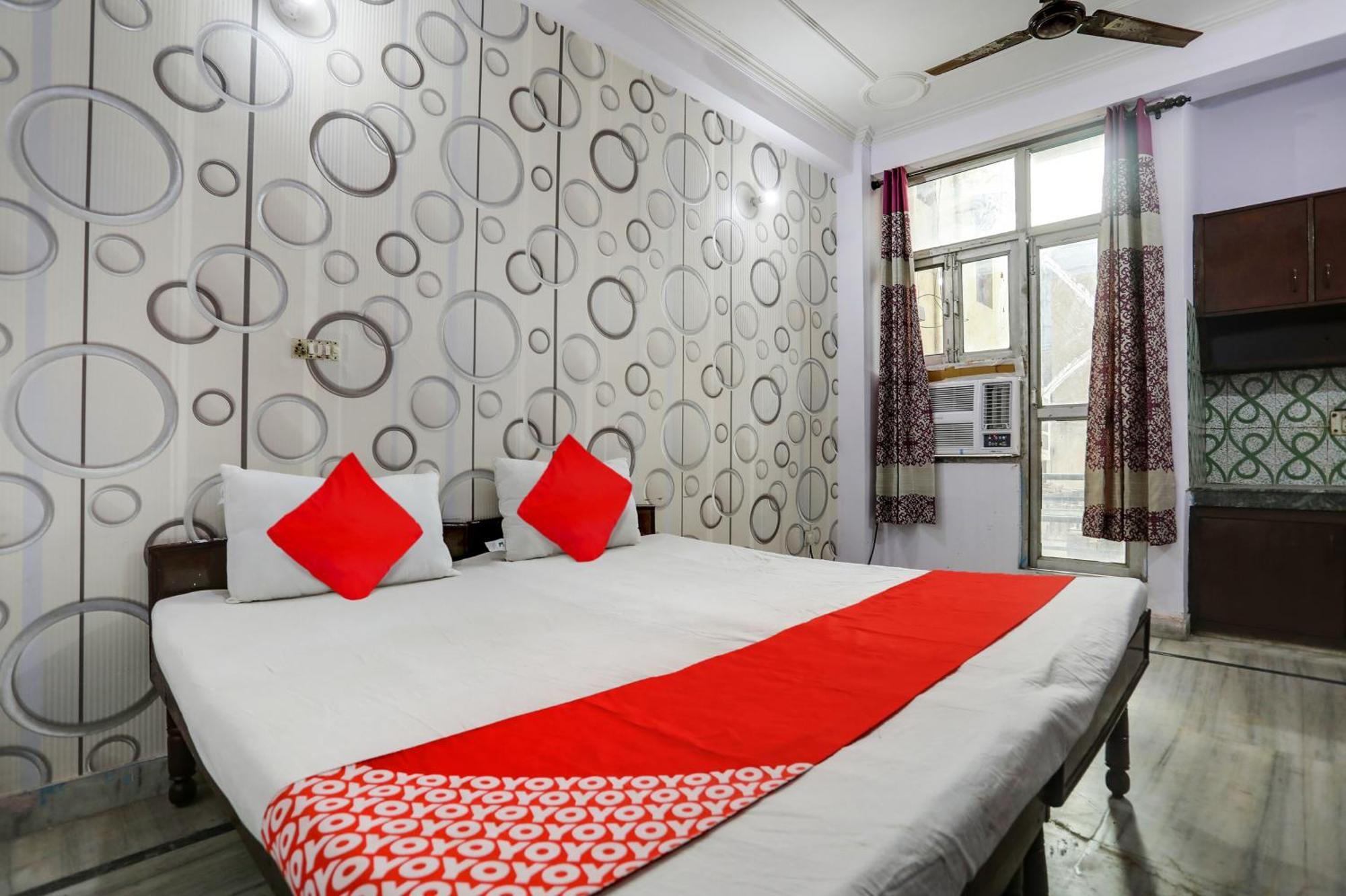 Hotel O Corporate House Gurgaon