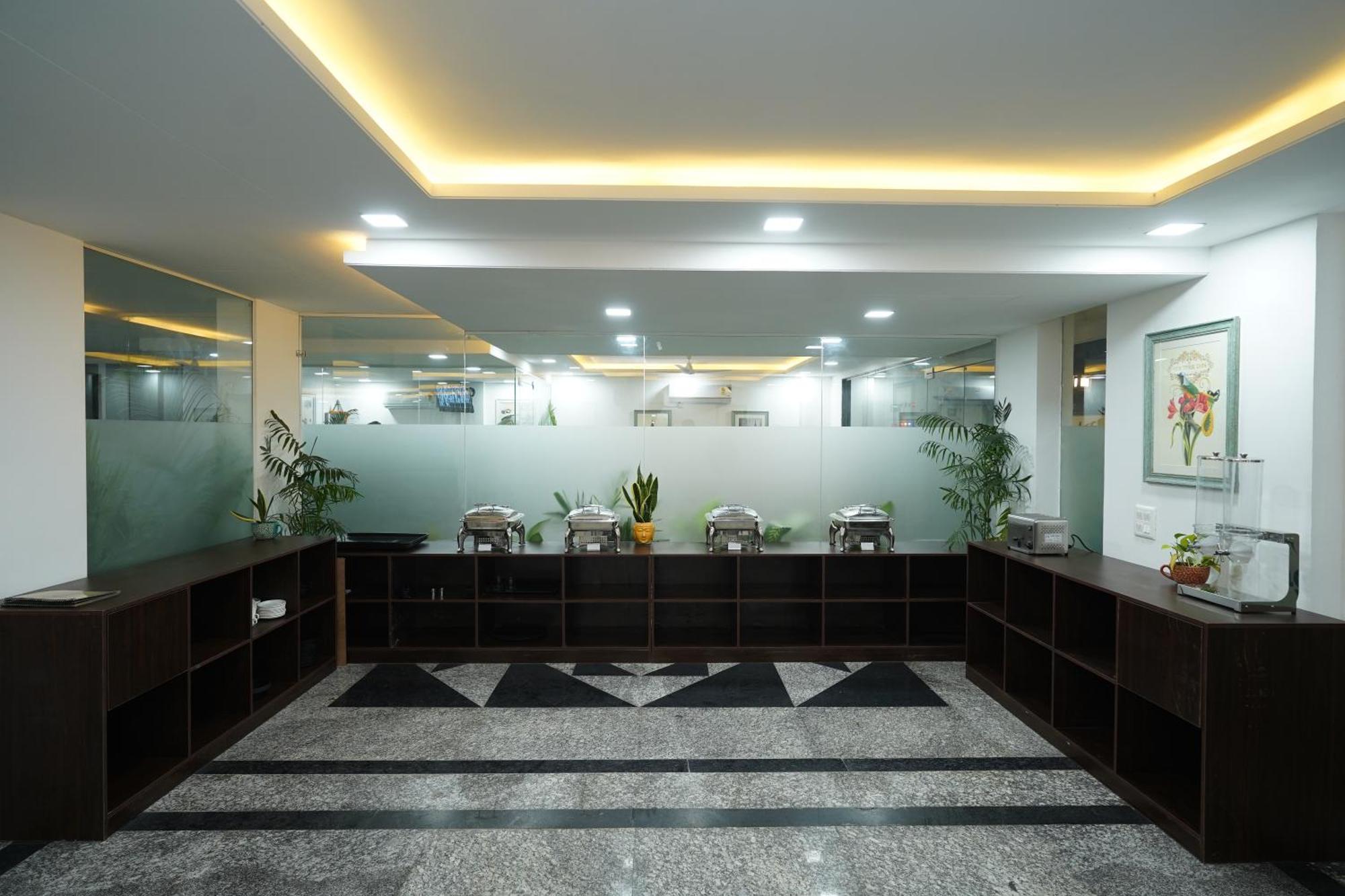 Hotel Posh Garden Artemis Hospital Road Gurgaon
