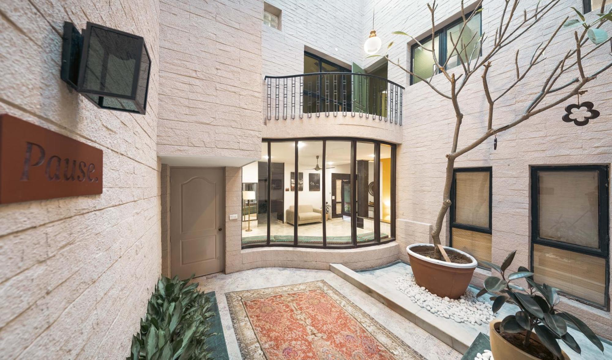 Firebrick Boutique Residences - Garnet House Hotel