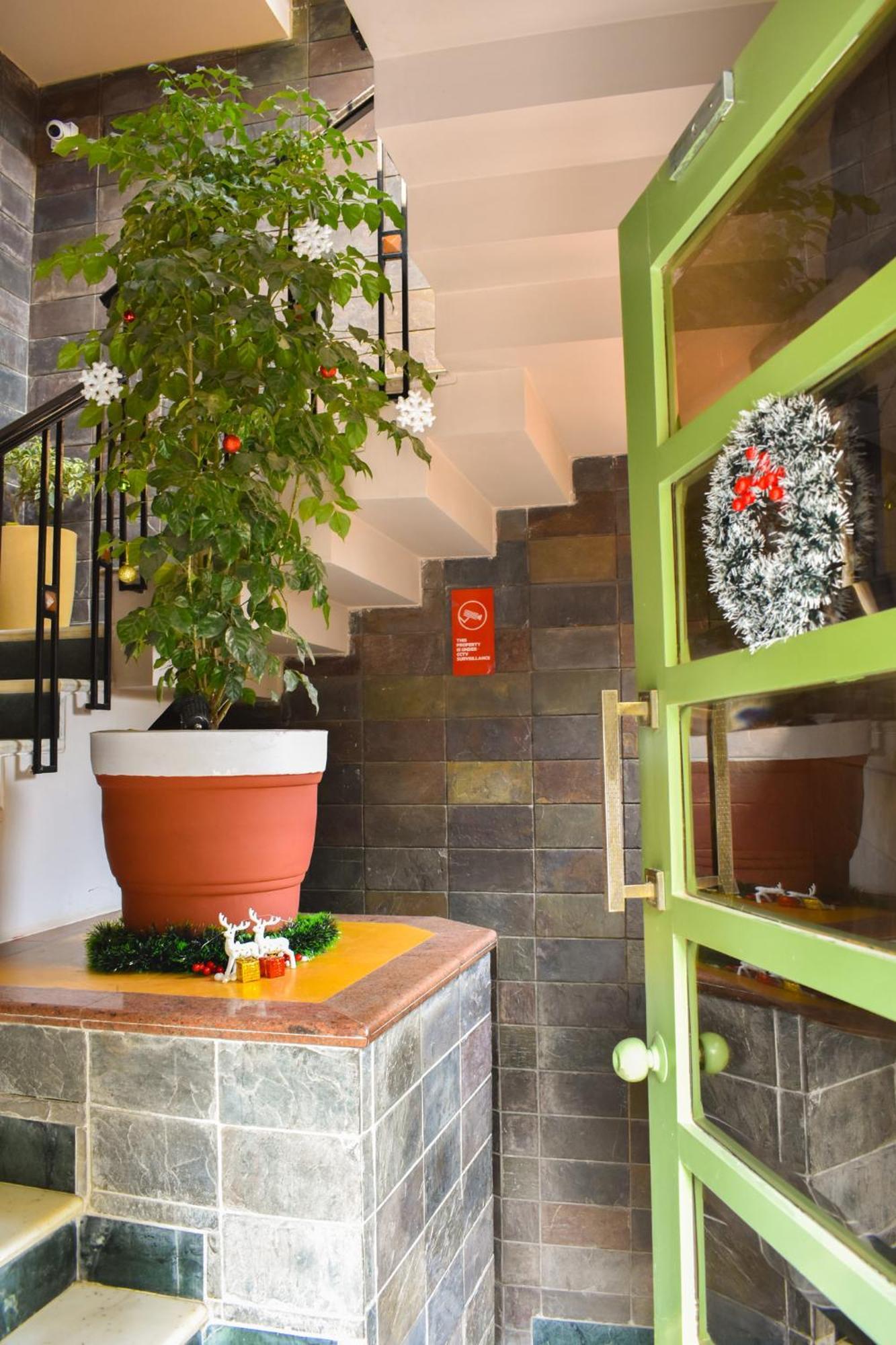 Firebrick Boutique Residences - Garnet House Hotel