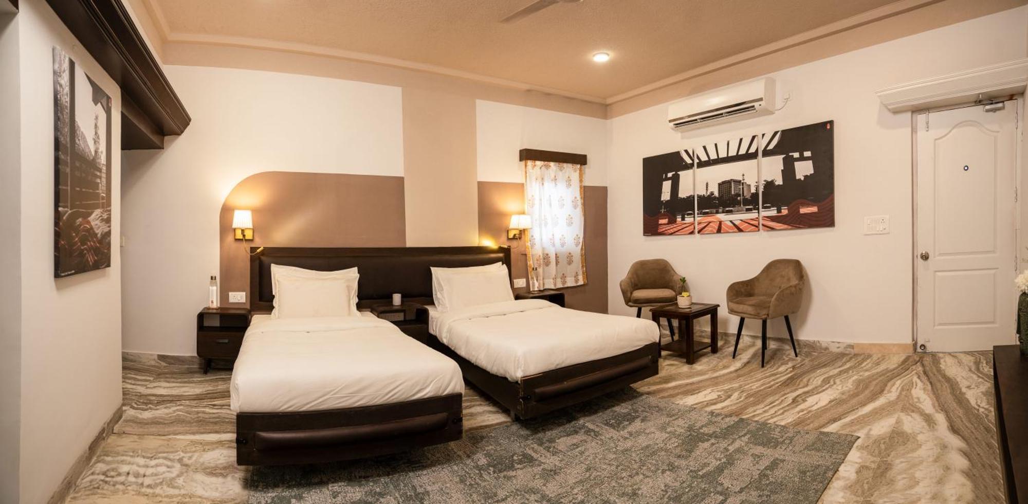 Firebrick Boutique Residences - Garnet House