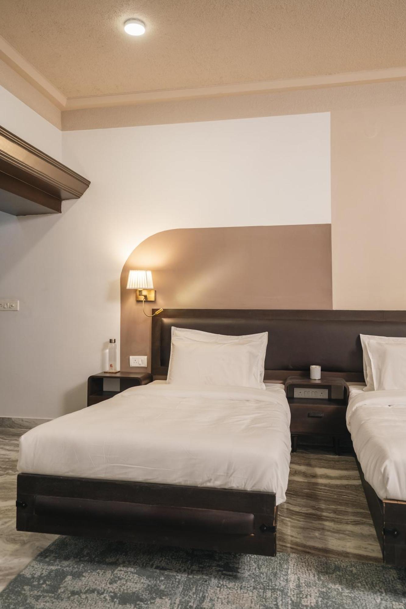 Firebrick Boutique Residences - Garnet House 4*
