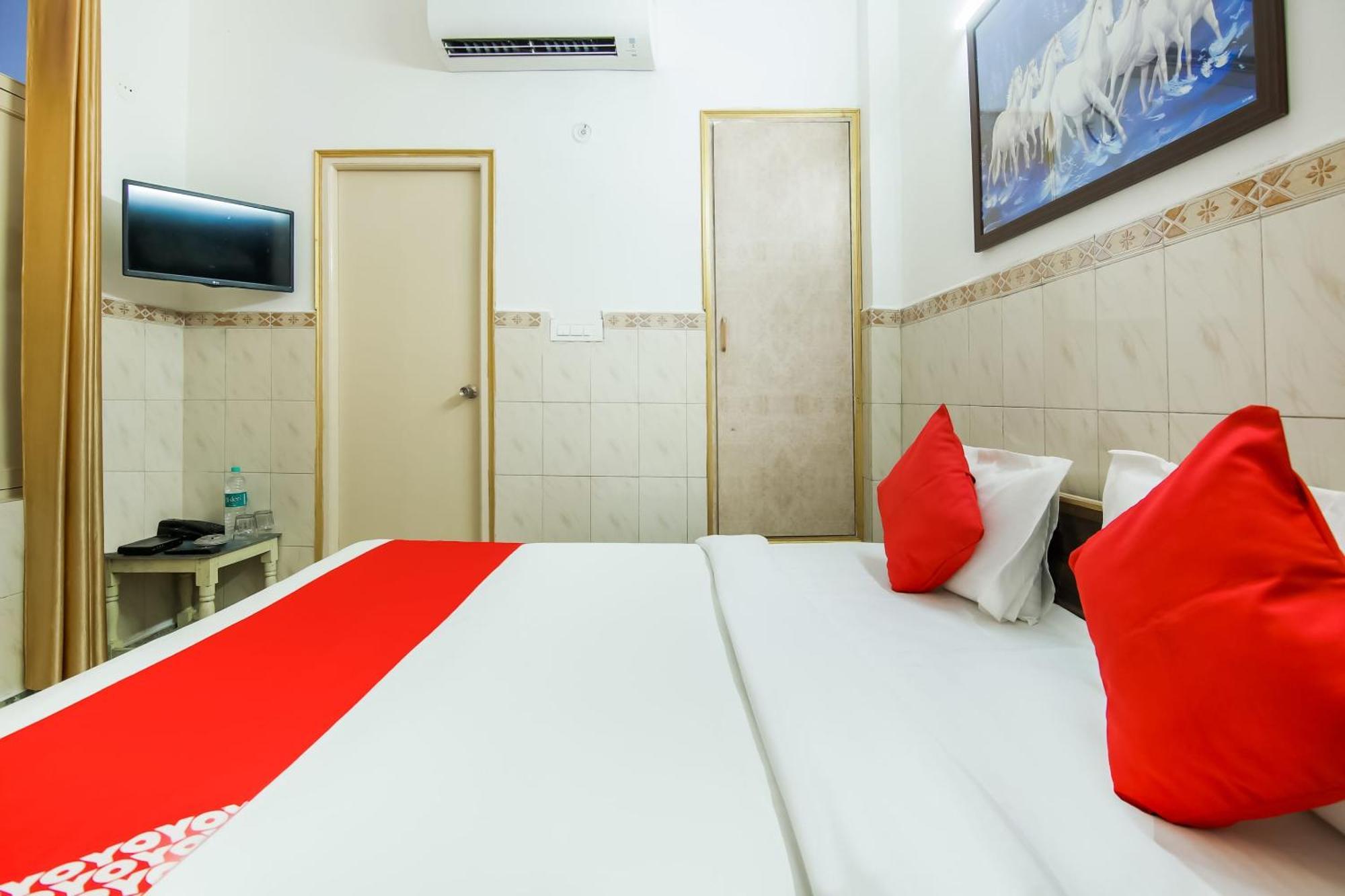 Sapna 3* Gurgaon
