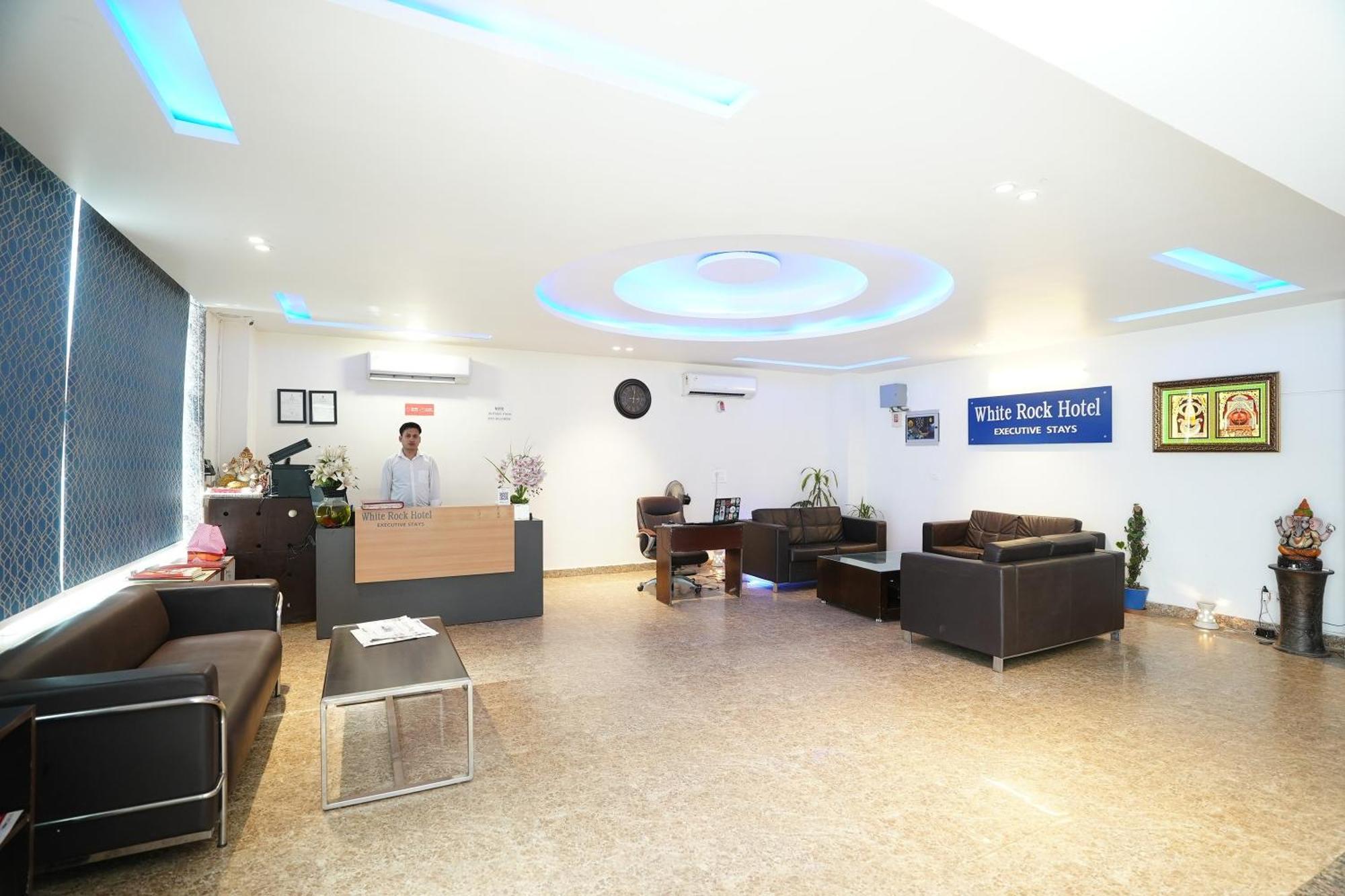 White Rock Hotel