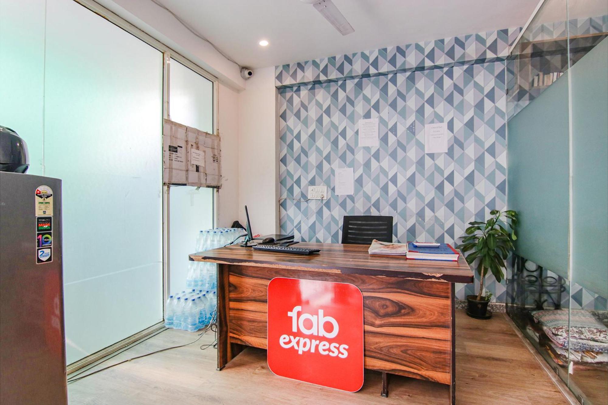 Fabexpress The Radiant 3* Gurgaon
