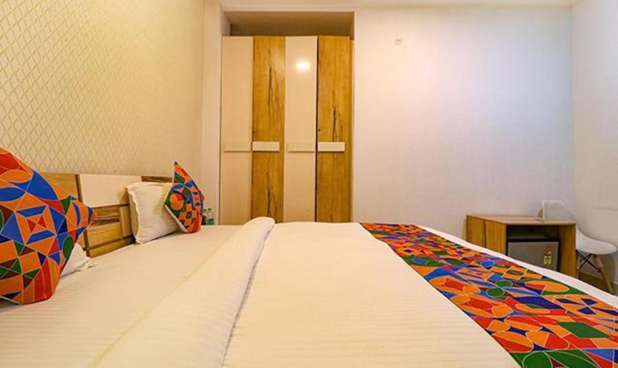 Fabhotel The Royal Oak Gurgaon