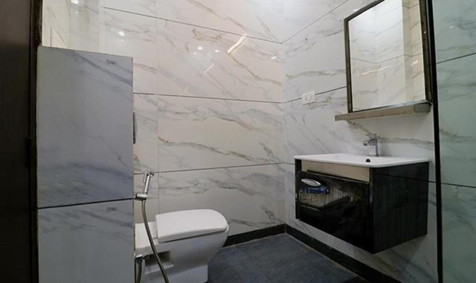 Fabhotel The Royal Oak Hotel 3*