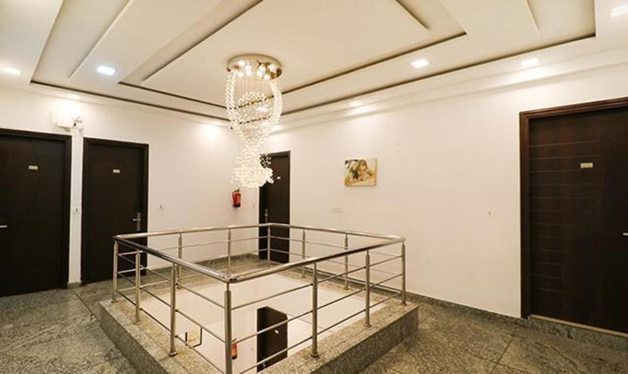 Fabhotel The Royal Oak Hotel Gurgaon