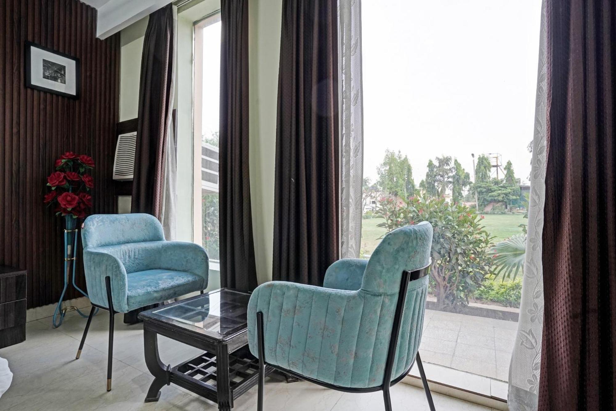 Palette - Jps Residency 3* Gurgaon