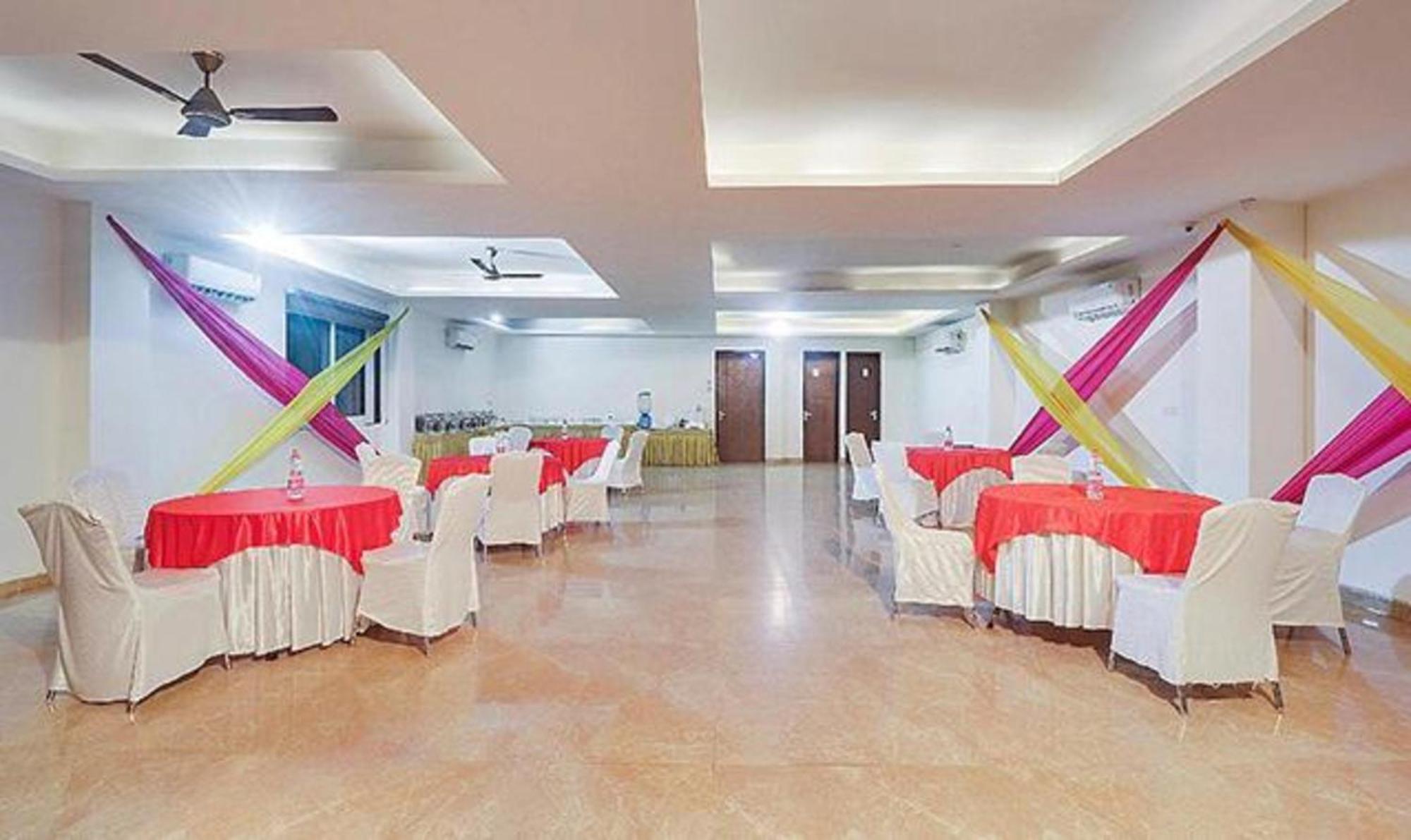 Fabhotel Grace Gurgaon