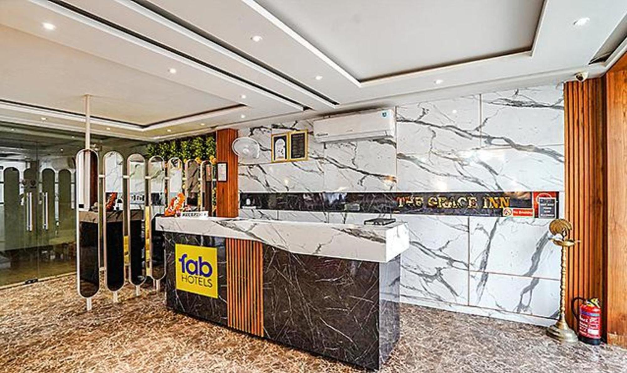 Fabhotel Grace