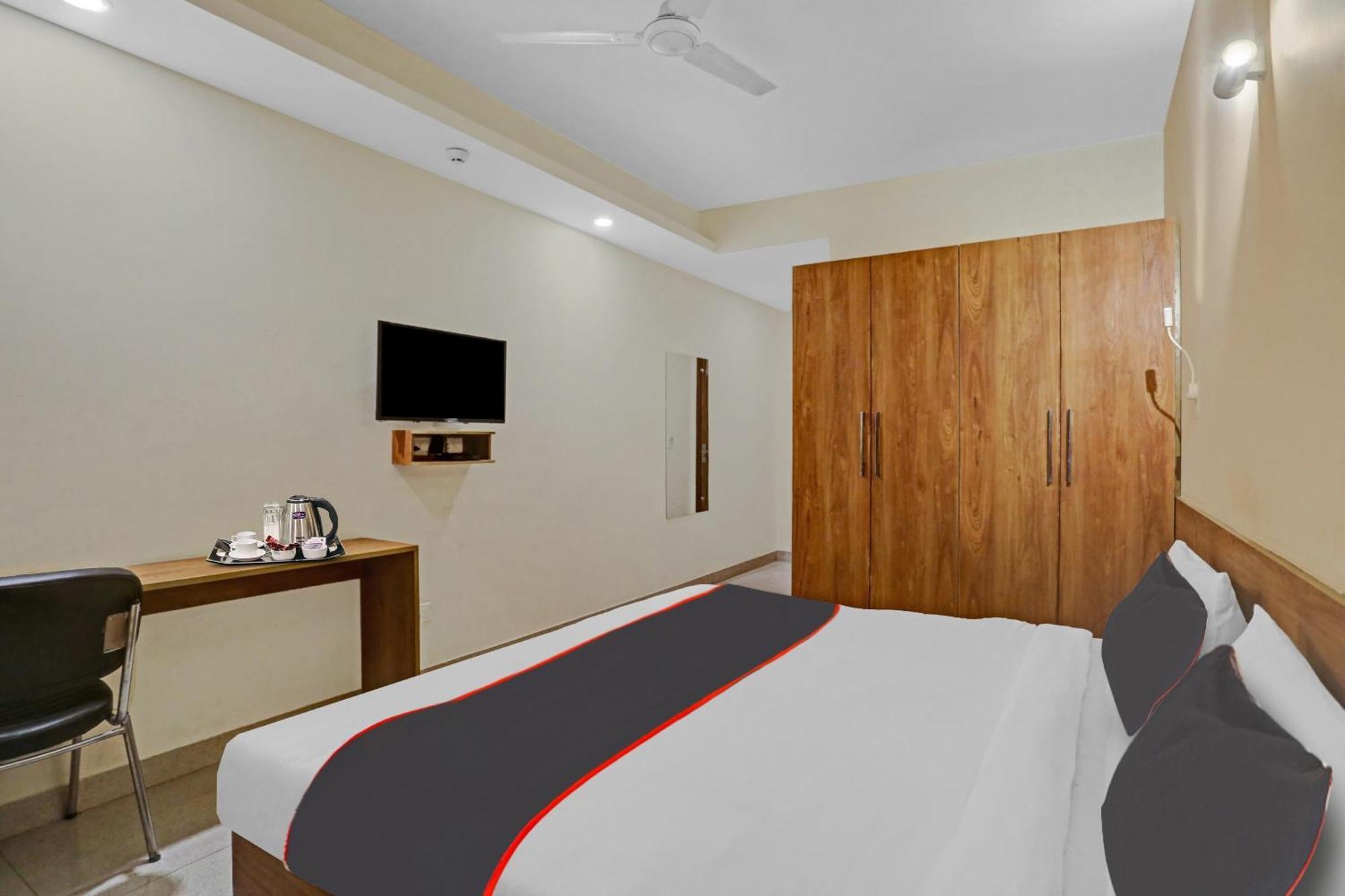 Collection O Rm Residency Near Appu Ghar