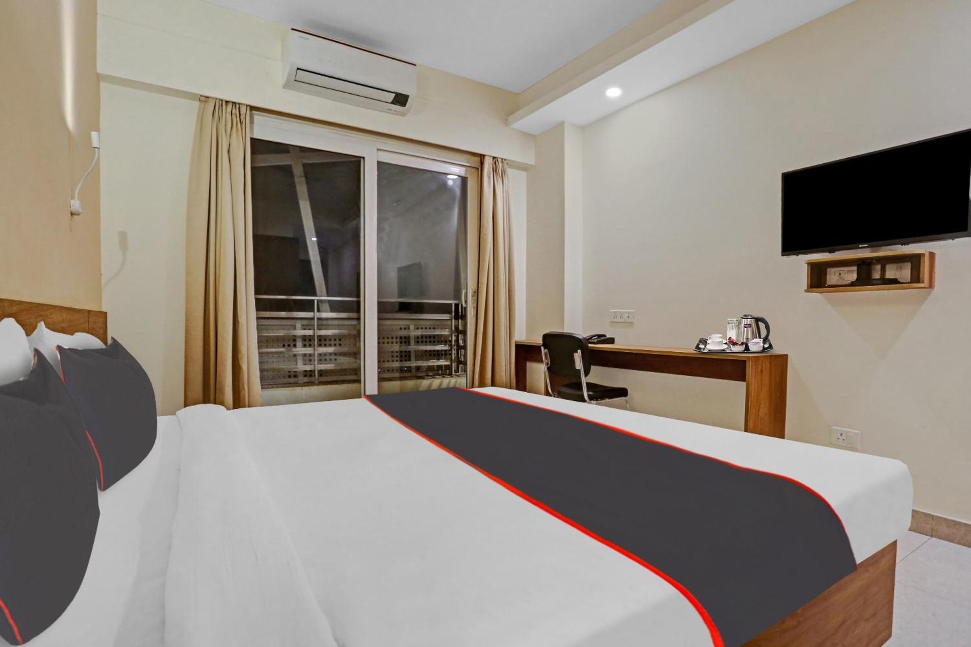 Collection O Rm Residency Near Appu Ghar 3*