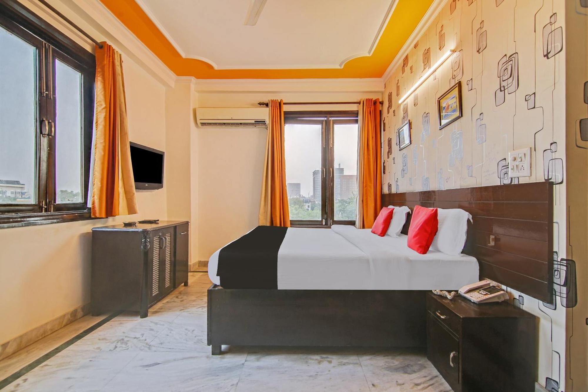 Capital O Tipsyy Near Aravali Biodiversity Park 3*