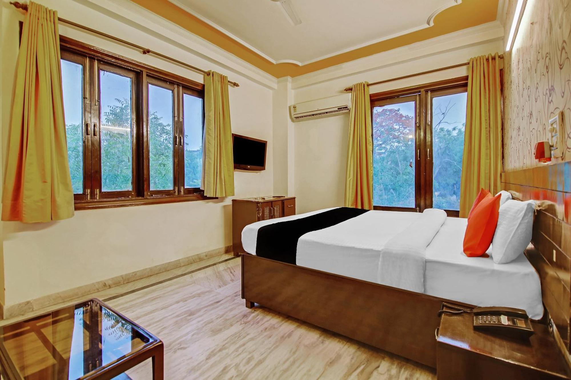 Capital O Tipsyy Near Aravali Biodiversity Park 3* Gurgaon