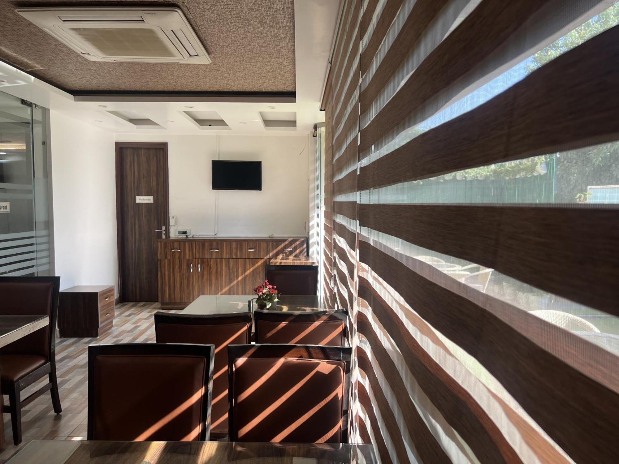 Nikko Palm Bliss - The Boutique Hotel