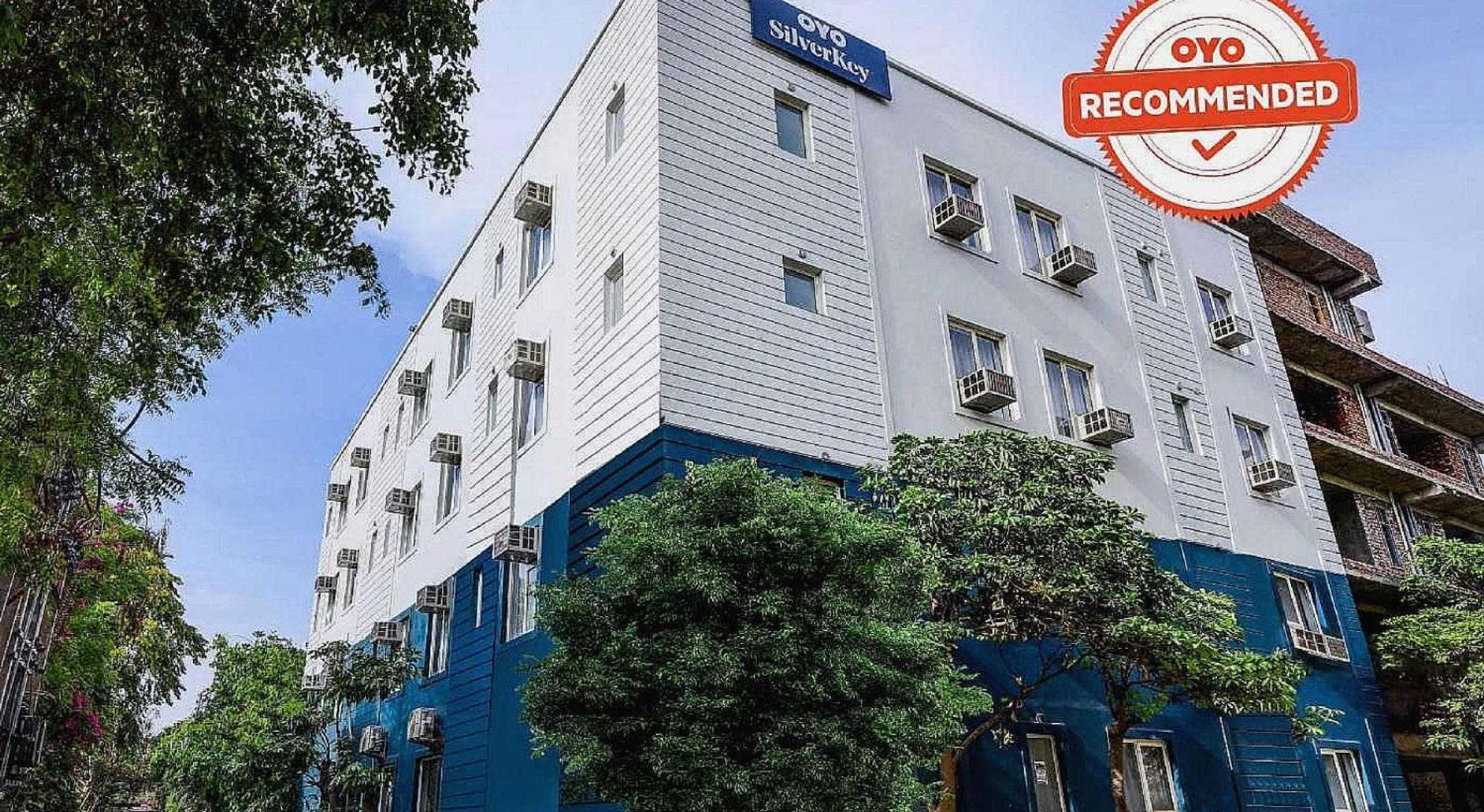 Collection O Telone Hotel Gurgaon