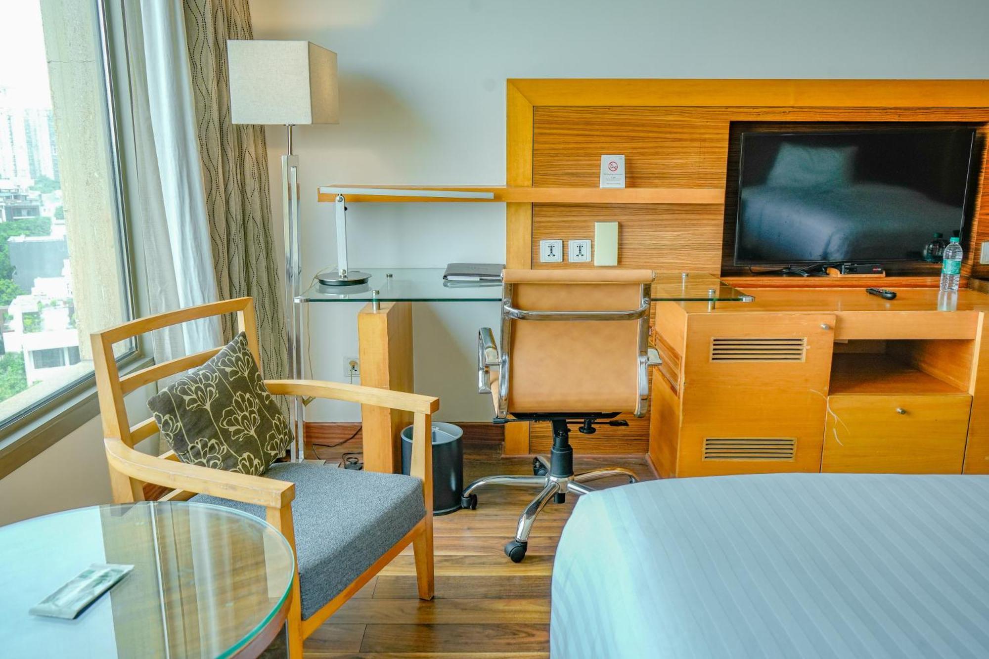 Courtyard By Marriott Gurugram Downtown