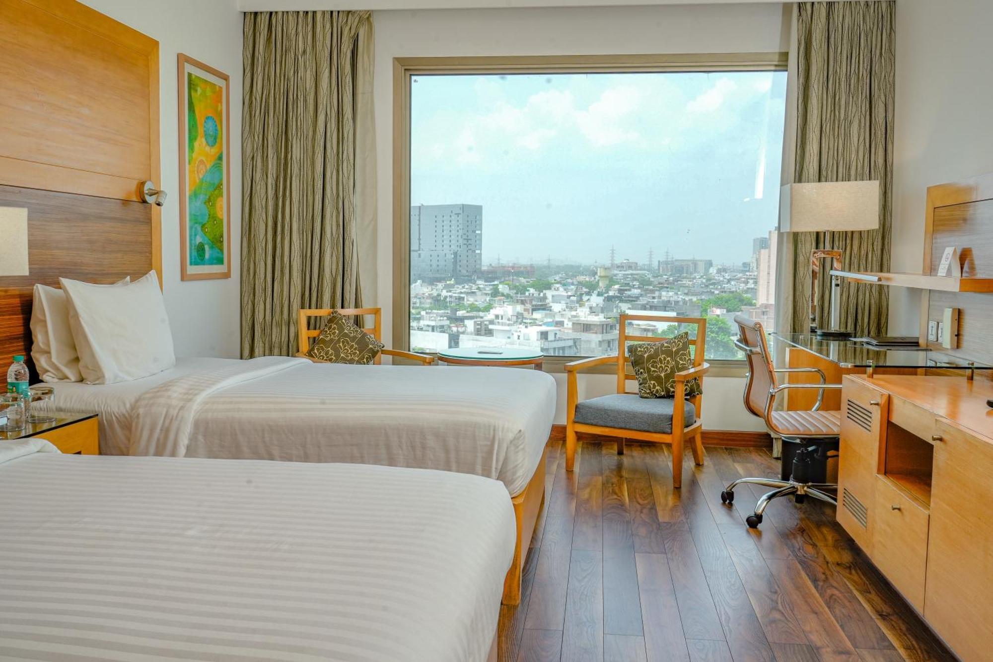 Courtyard By Marriott Gurugram Downtown Hotel Gurgaon