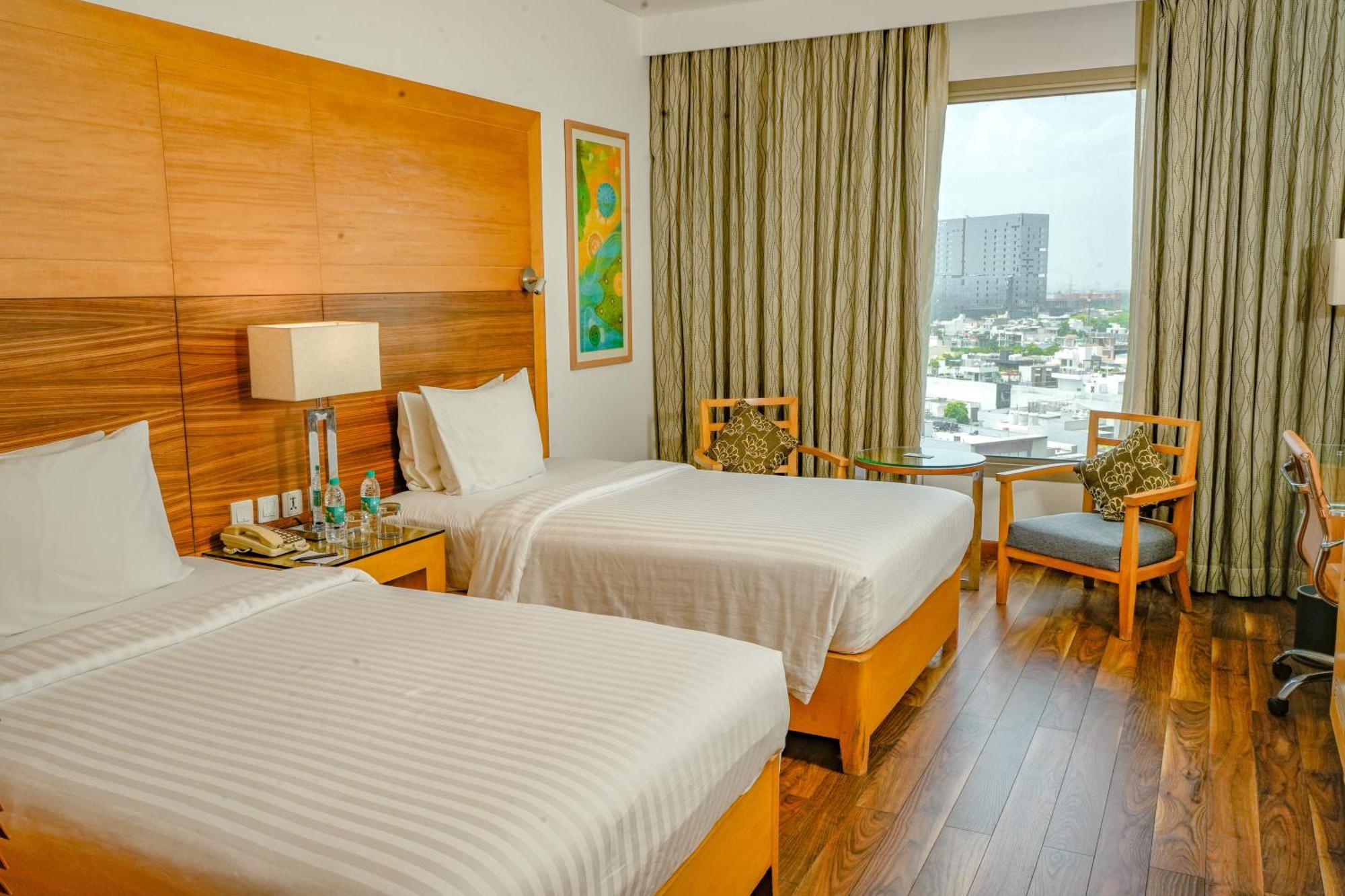 Hotel Courtyard By Marriott Gurugram Downtown Gurgaon