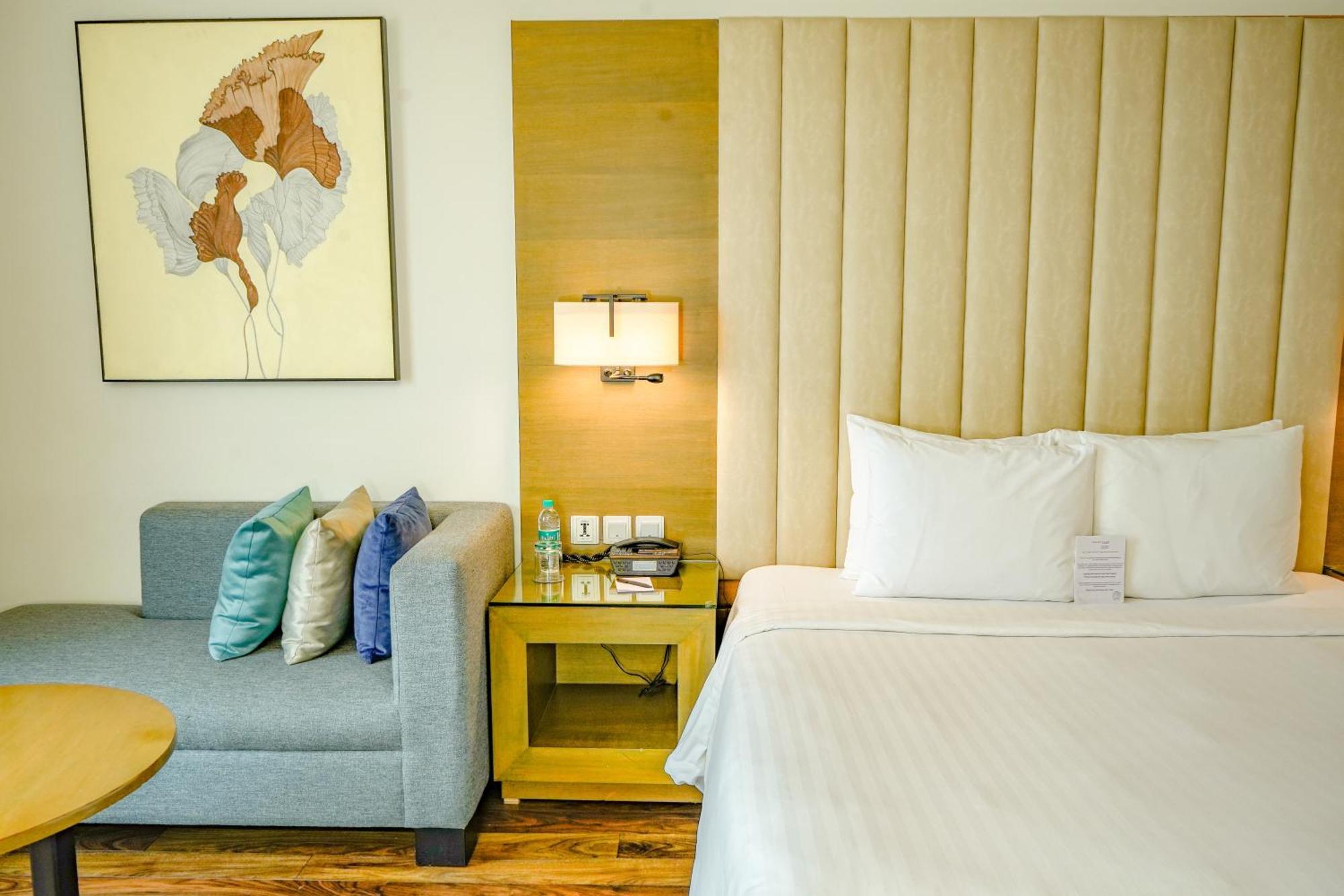 Hotel Courtyard By Marriott Gurugram Downtown Gurgaon
