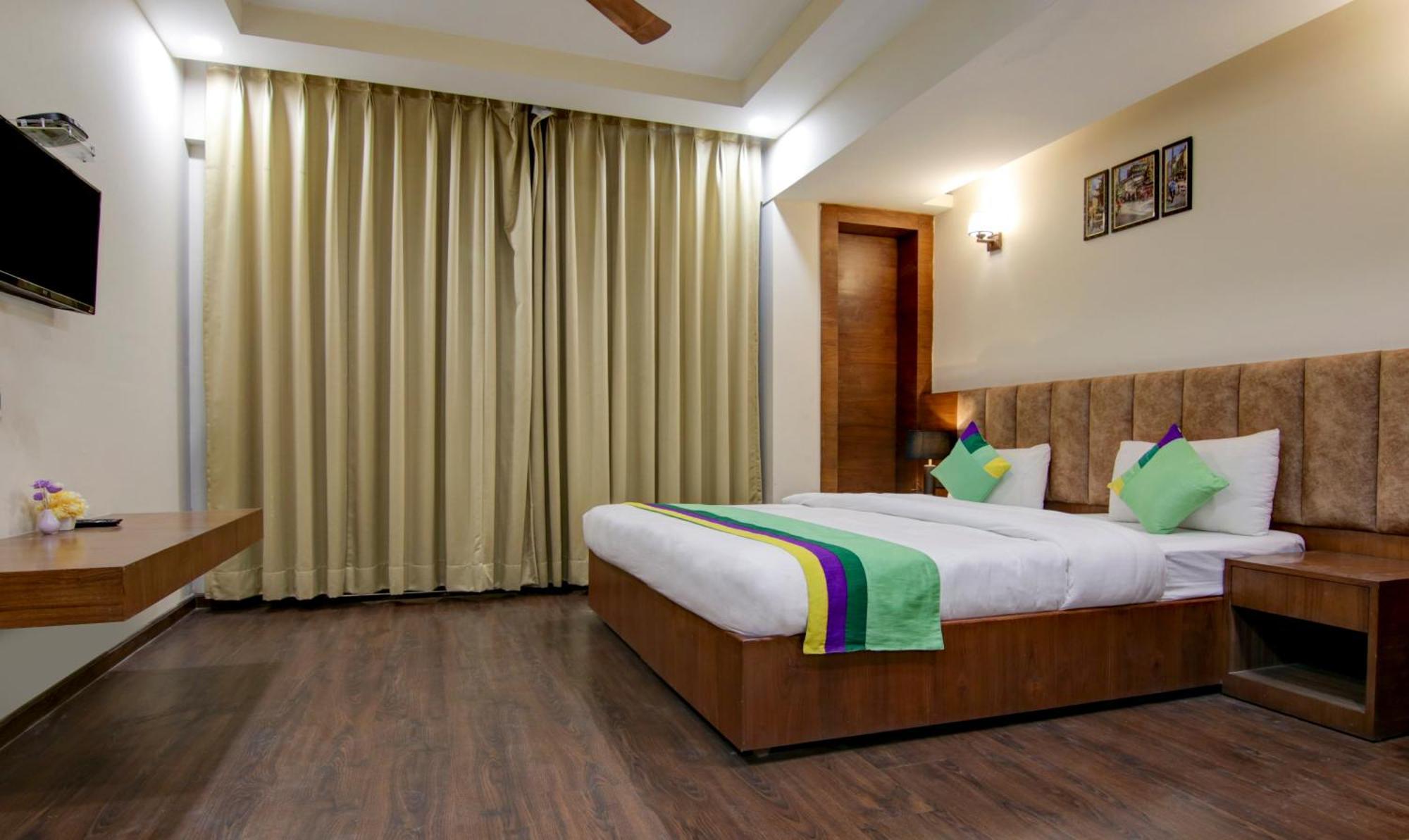 Treebo Nearmi Bell House Hotel 3*