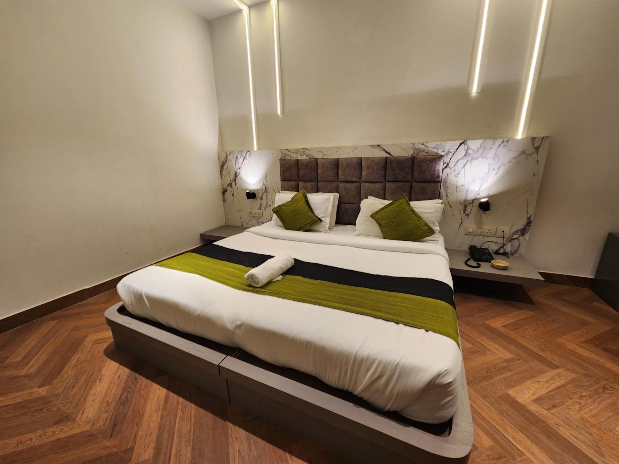 Hotel Square9 - A Boutique 3*