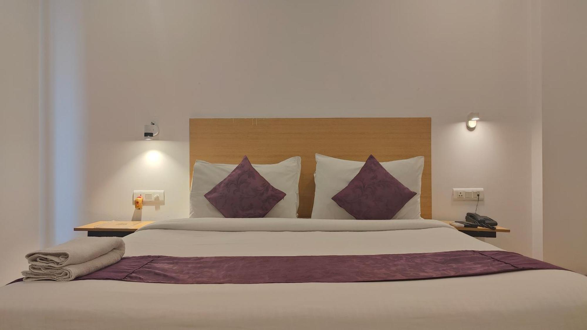 Orange 3* Gurgaon
